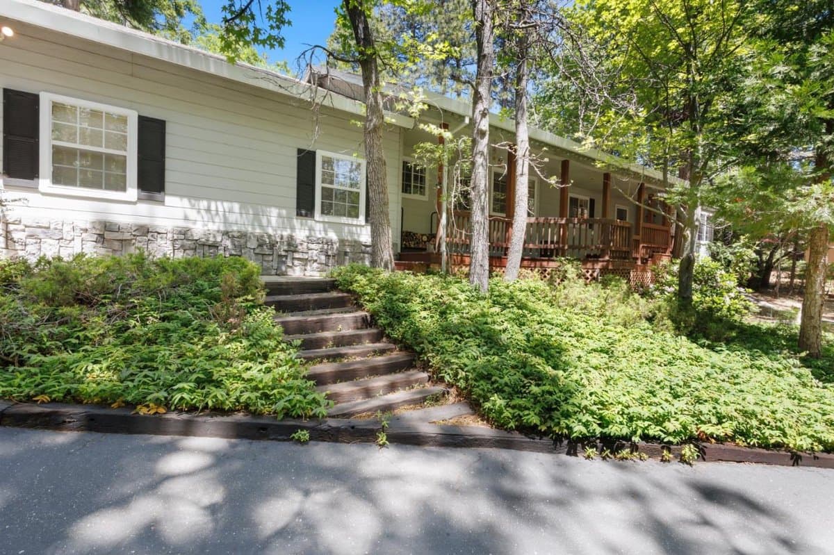 17256 Mount Elizabeth Drive - Photo 2