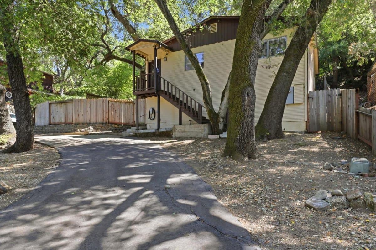 21430 Bertram Road - Photo 2