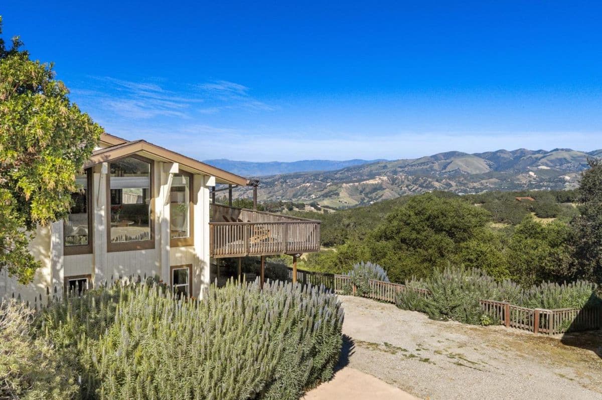 26245 Rinconada Drive - Photo 3