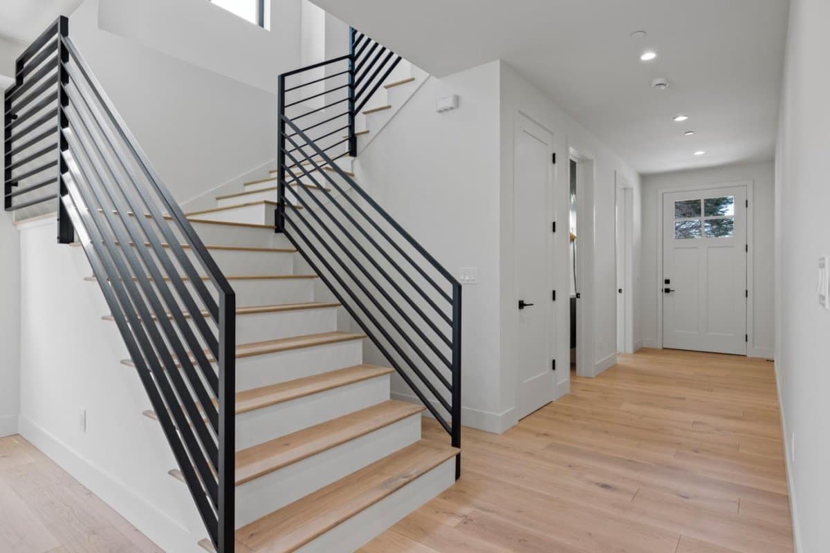 525 Creekside Court #LOT 2 - Photo 2