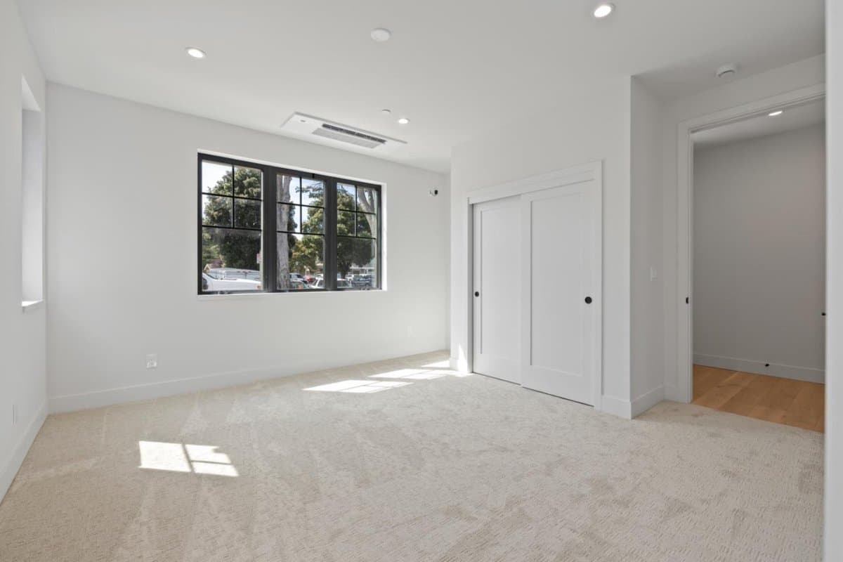 525 Creekside Court #LOT 2 - Photo 5
