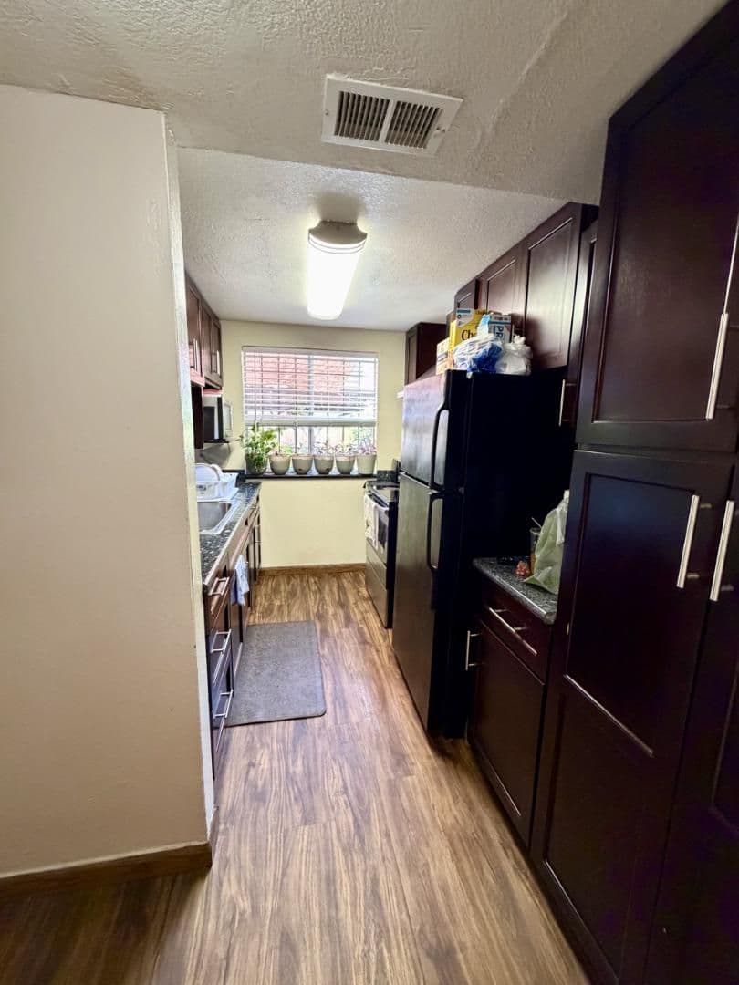 542 Salem Way - Photo 4
