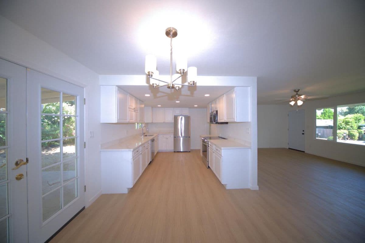 608 20TH Street - Photo 4