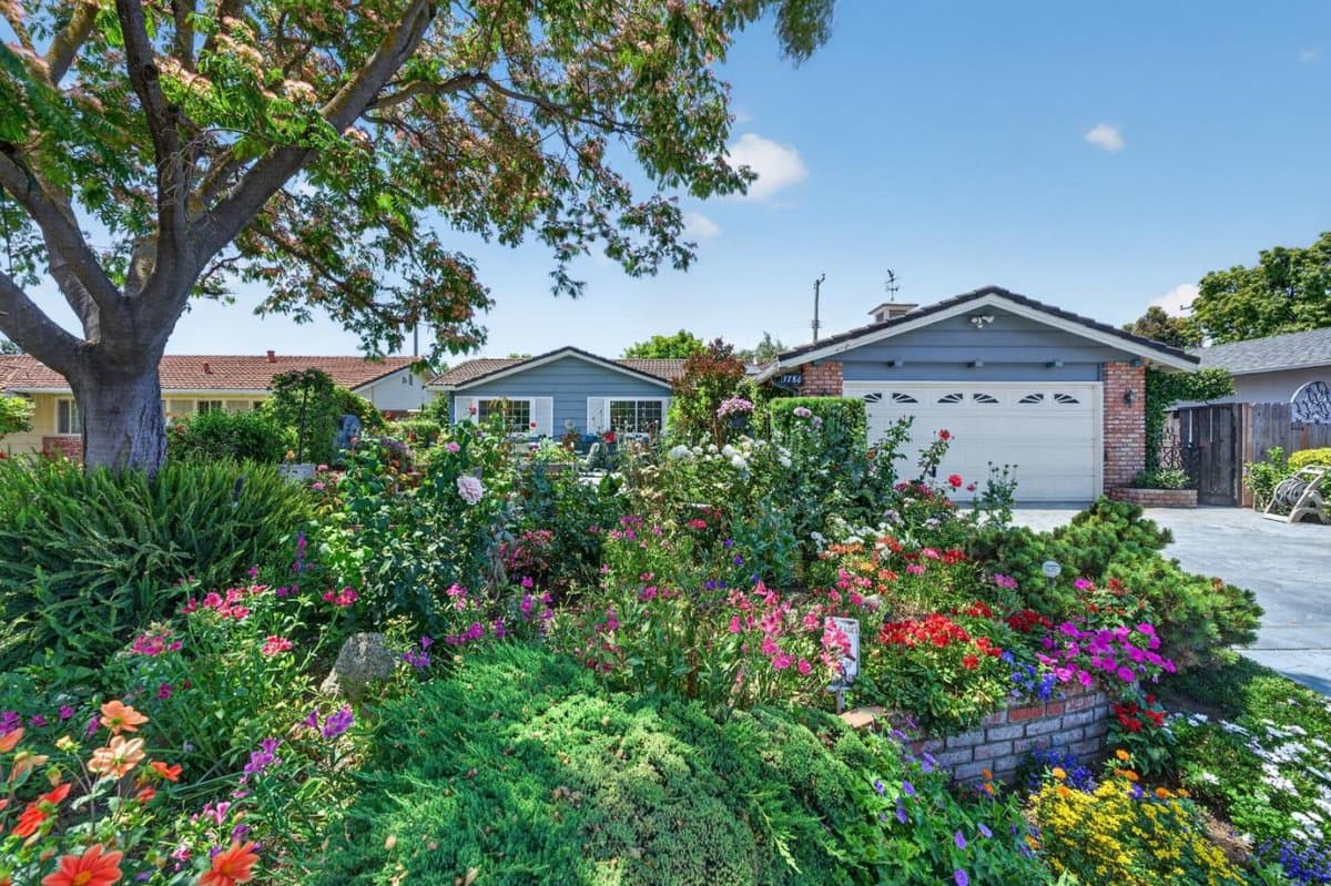3786 Dunford Way - Photo 2