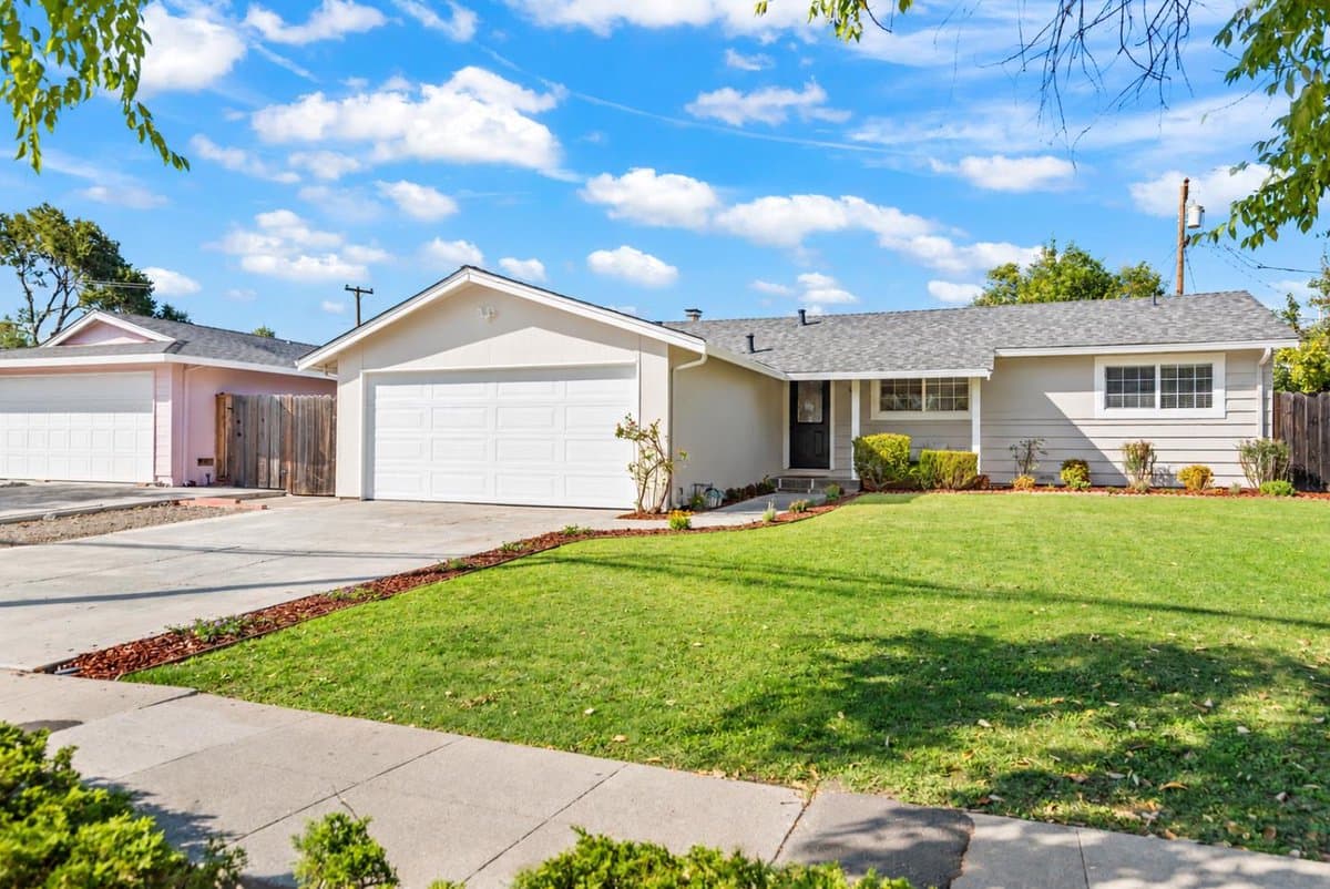 1555 Westmont Avenue - Photo 1