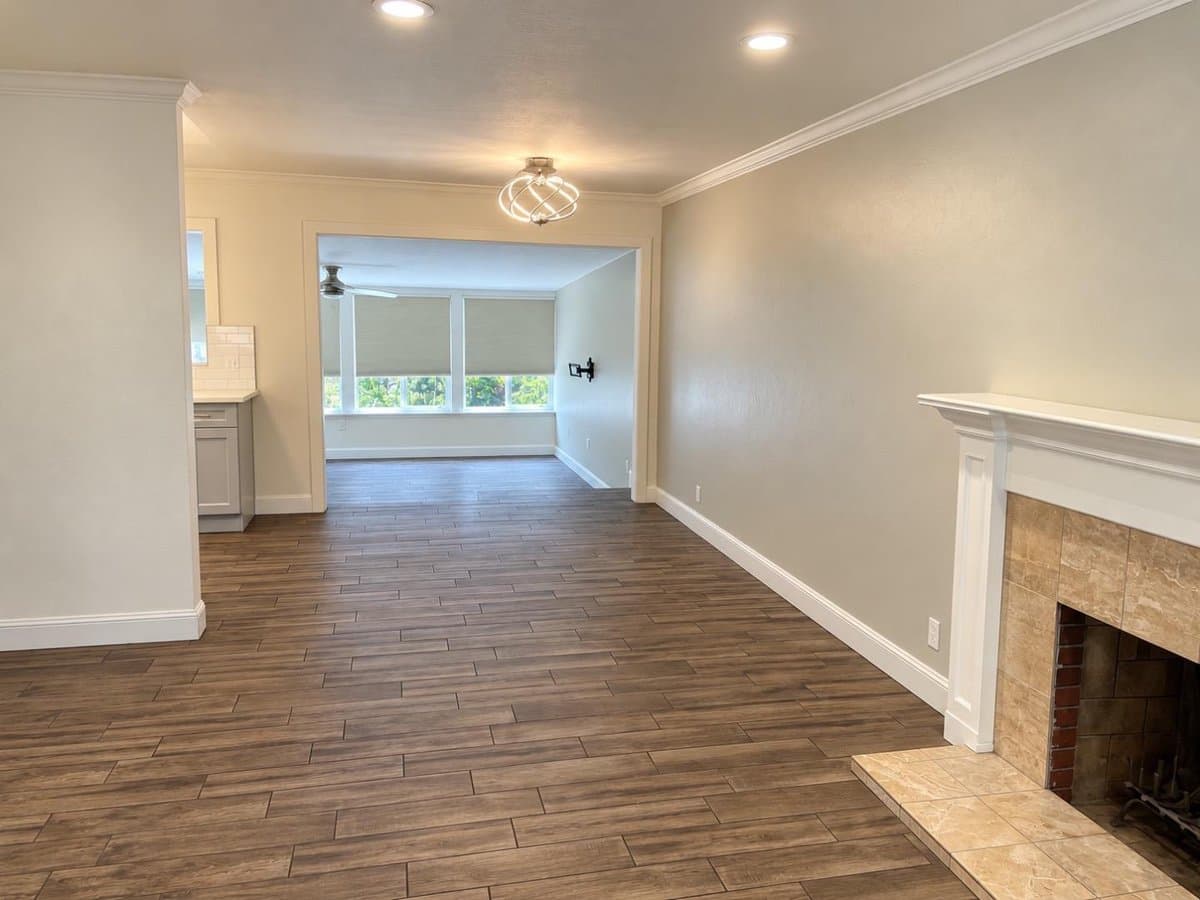 1850 Comstock Lane - Photo 4