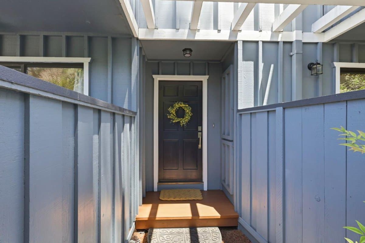 2052 Wharf Road - Photo 4