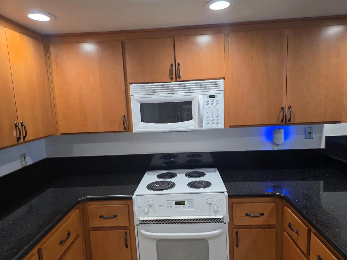 648 West Sunnyoaks Avenue - Photo 5