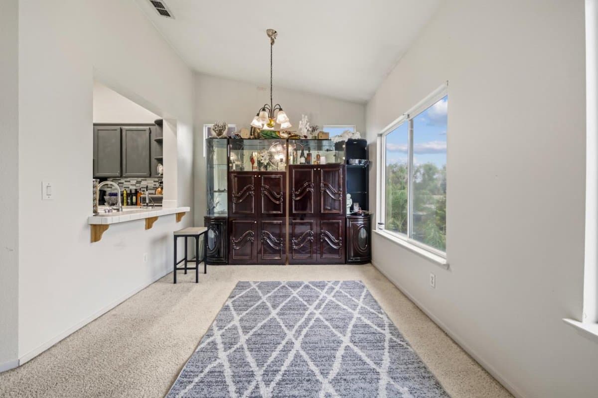1627 Decarli Street - Photo 5