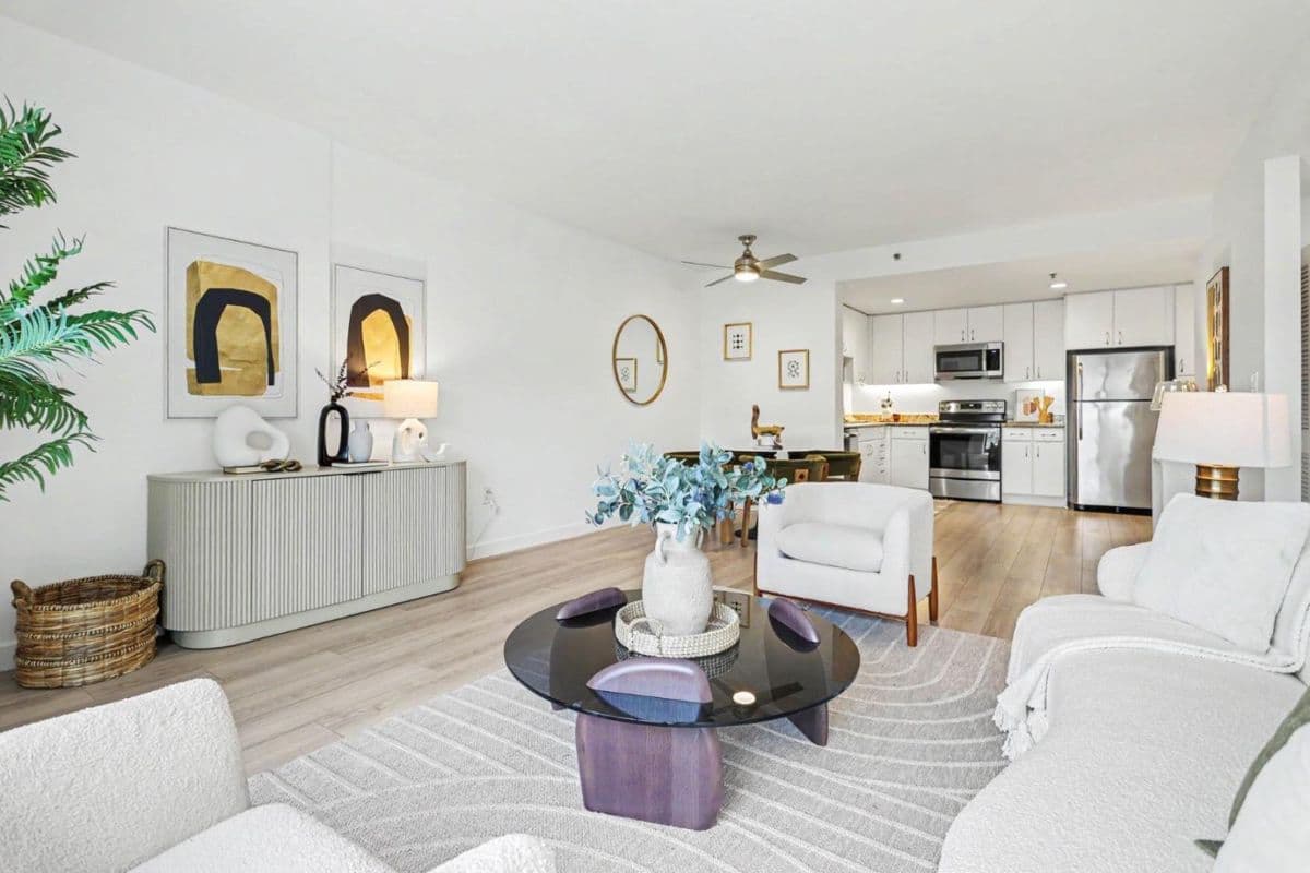 260 King Street #555 - Photo 2