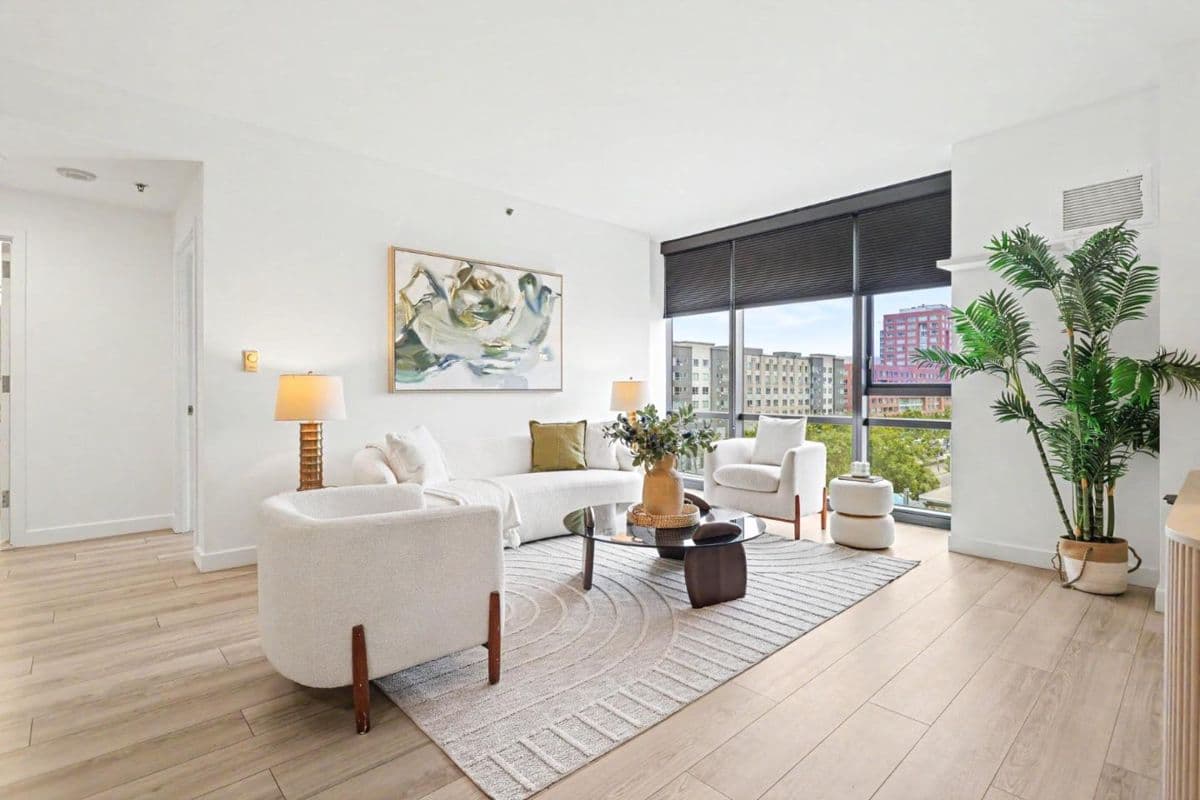 260 King Street #555 - Photo 4