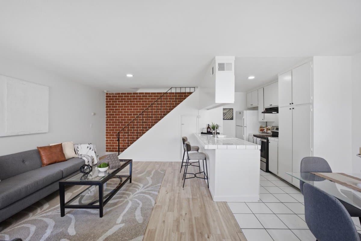 811 North Capitol Avenue #3 - Photo 2