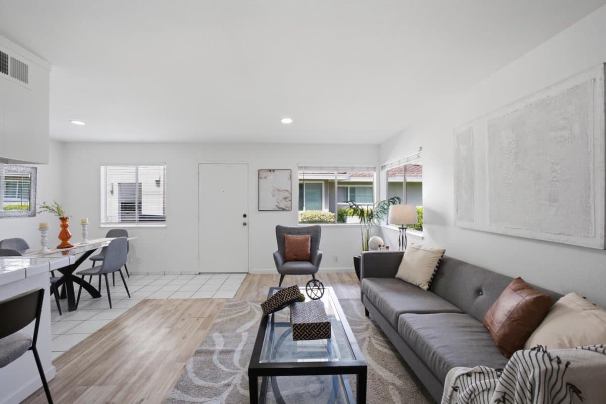 811 North Capitol Avenue #3 - Photo 3