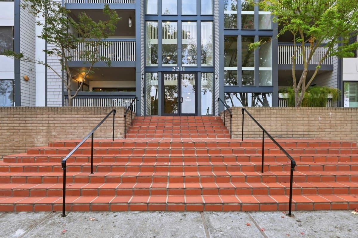 2211 Latham Street #108 - Photo 4