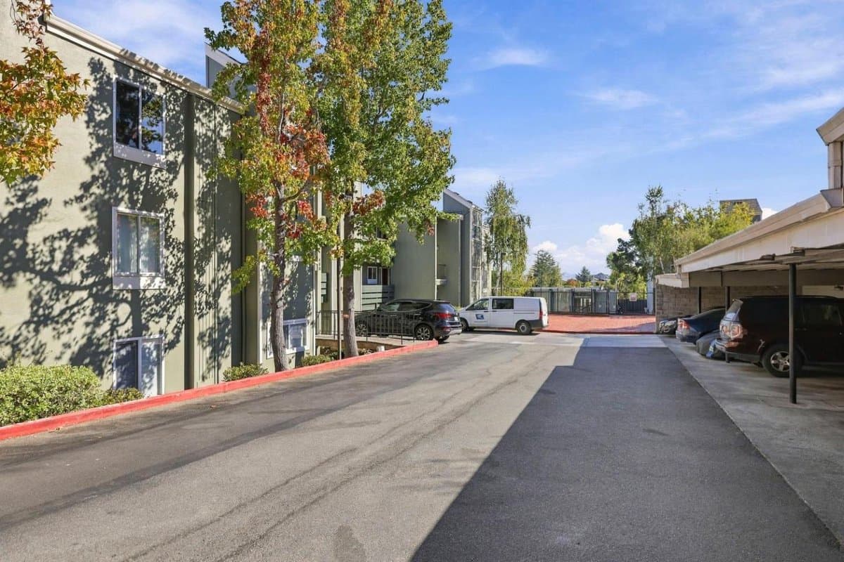 4004 Farm Hill Boulevard #103 - Photo 2