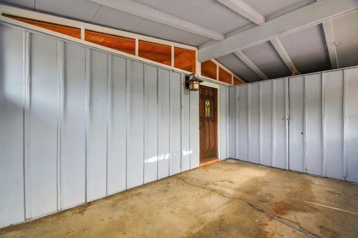 650 Ashton Avenue - Photo 3