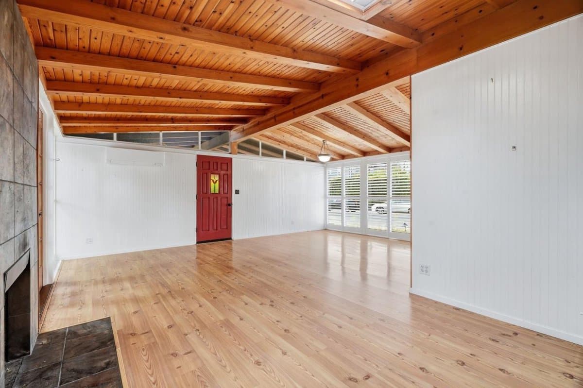 650 Ashton Avenue - Photo 5