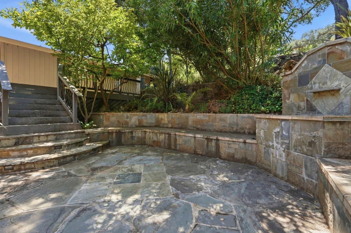 17488 Holiday Drive - Photo 3
