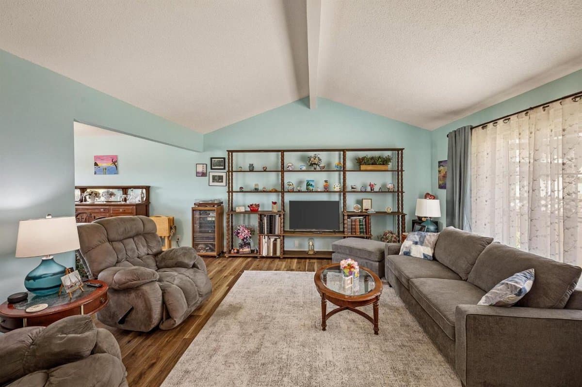 1296 Dentwood Drive - Photo 4