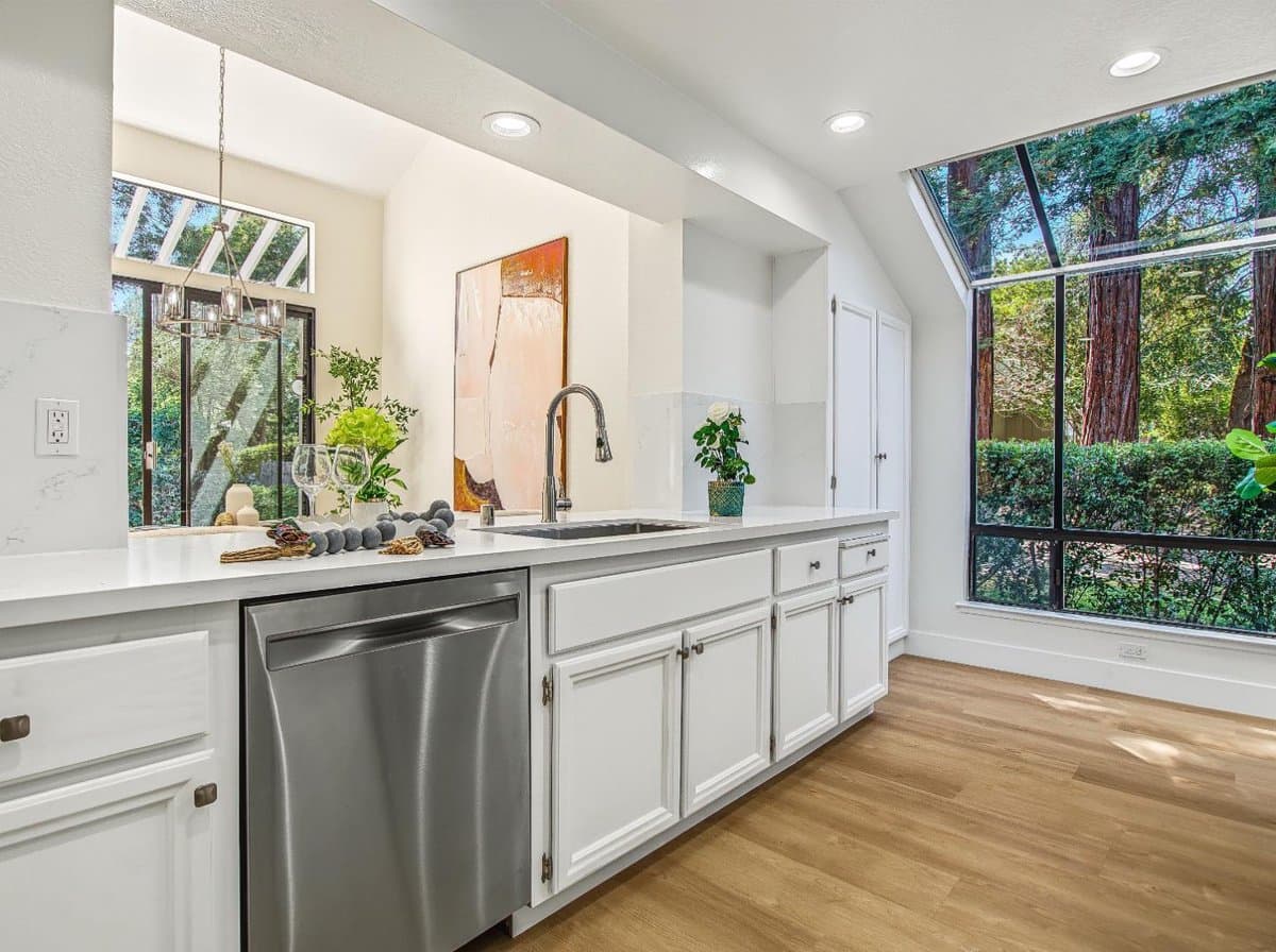 175 Sherland Avenue - Photo 4