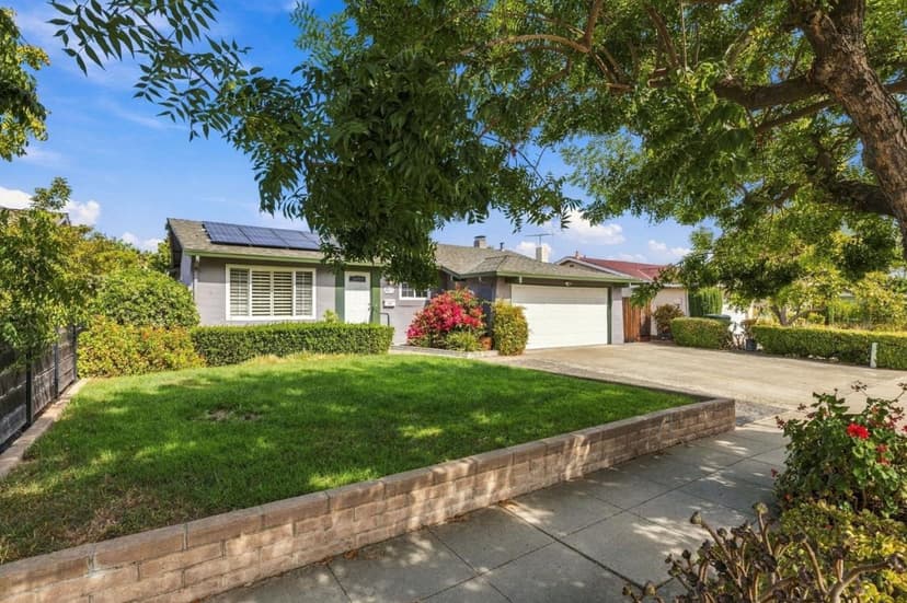 463 Roading Drive - Photo 1 of 8