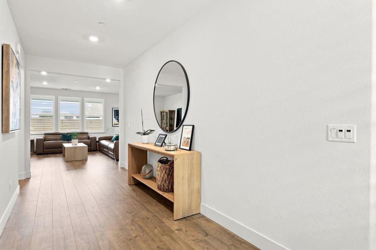 2032 Challenger Way - Photo 5