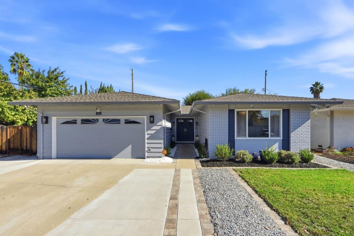 5742 San Lorenzo Drive - Photo 1