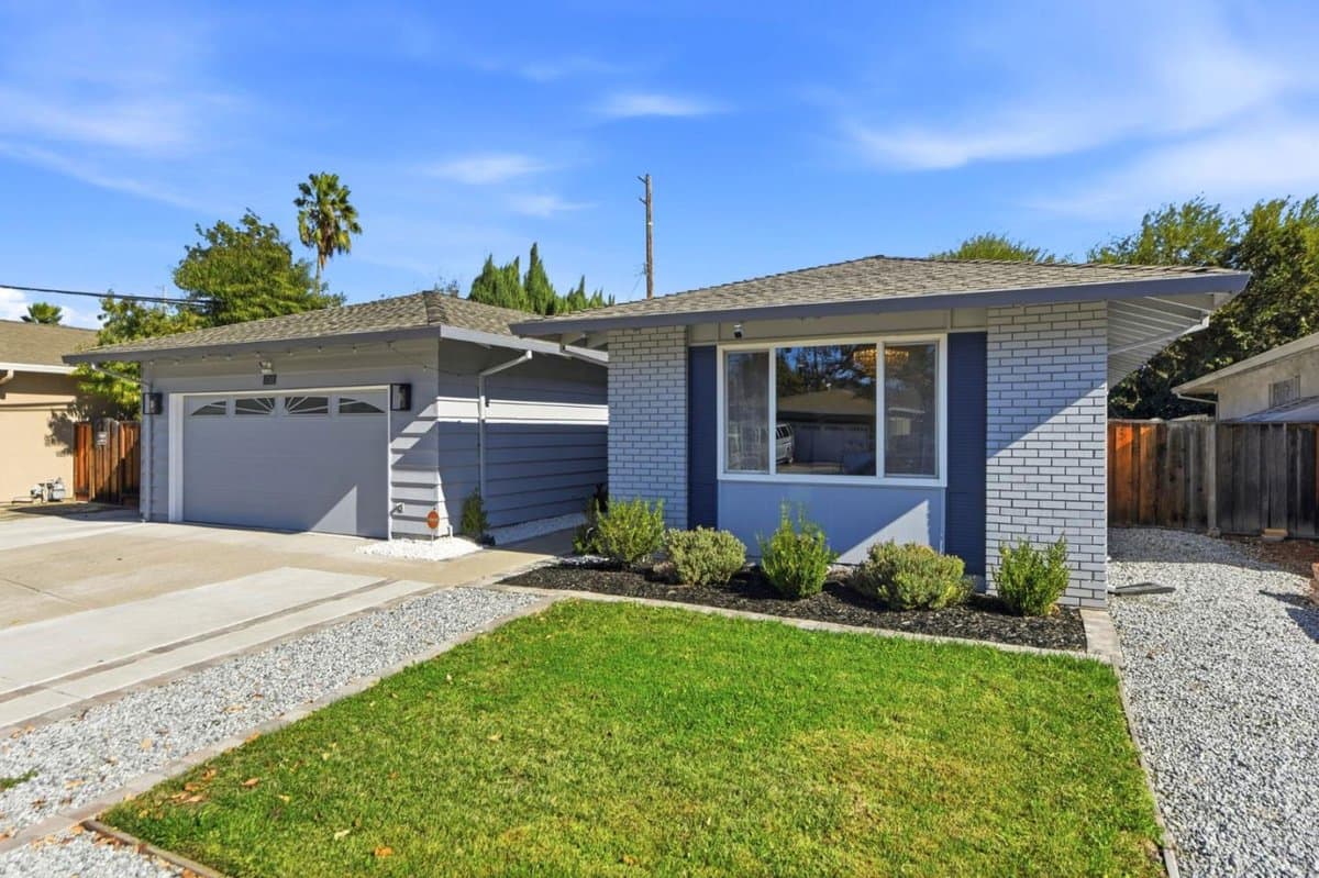 5742 San Lorenzo Drive - Photo 3