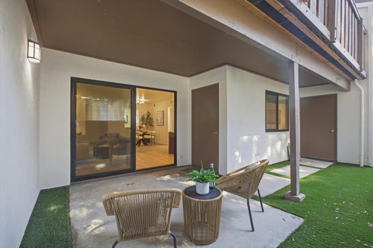 2201 Monroe Street #901 - Photo 2