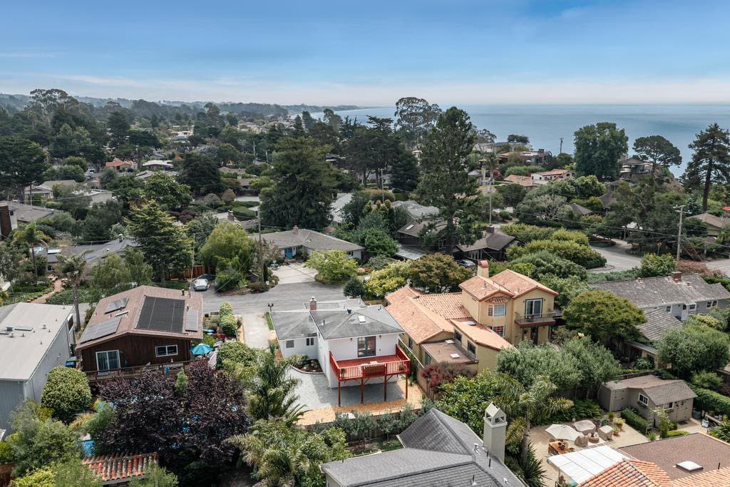 207 Kingsbury Drive - Photo 4