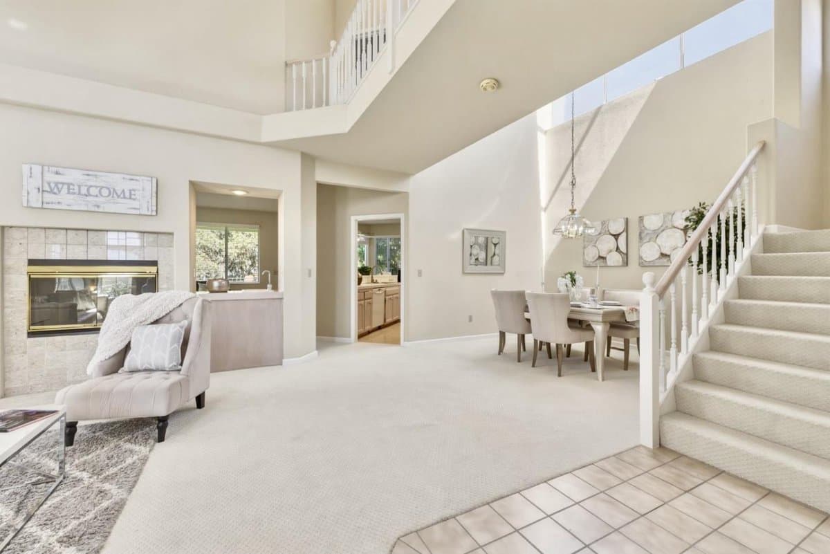 2595 Cherry Hills Drive - Photo 2