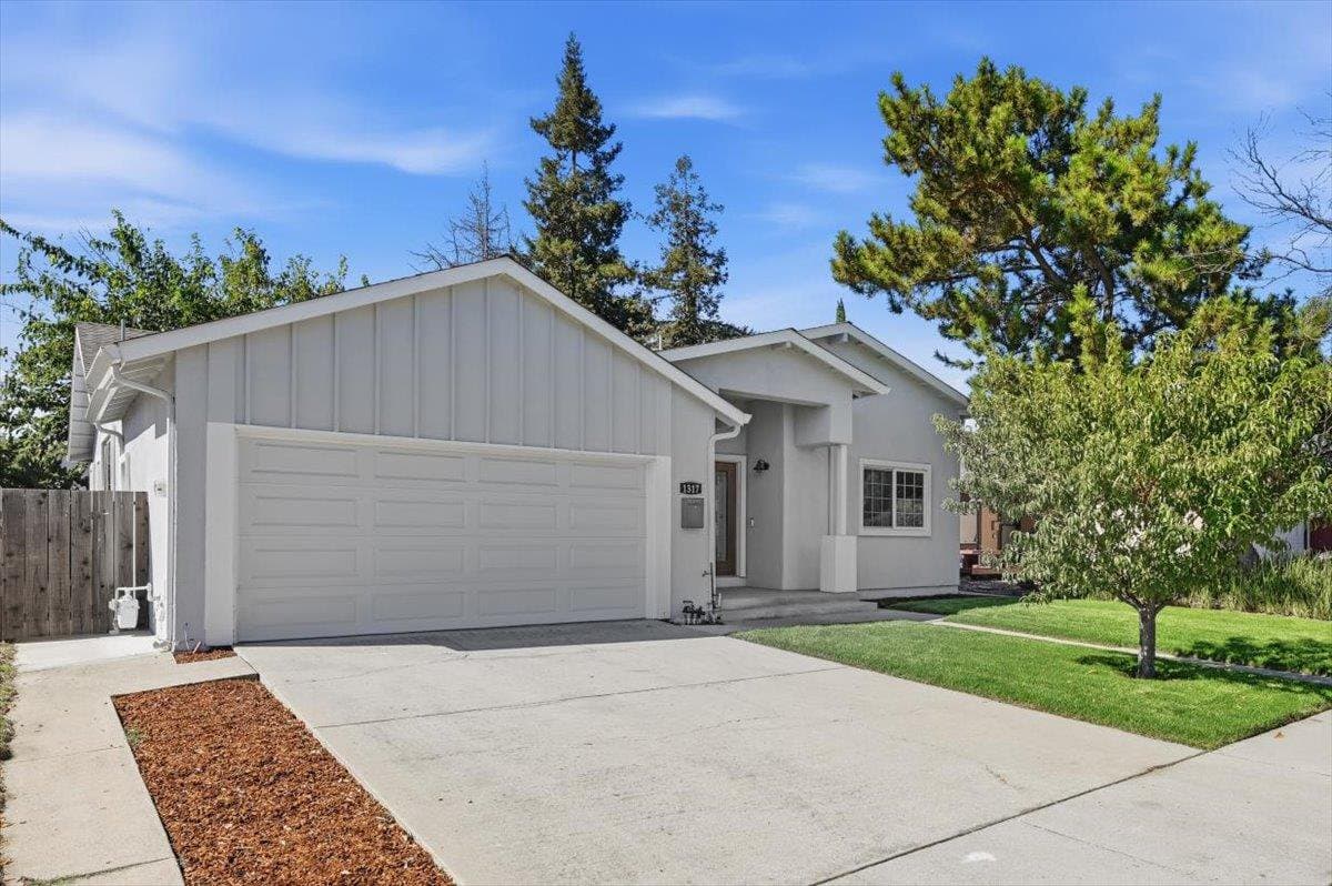 1317 Dryden Drive - Photo 2