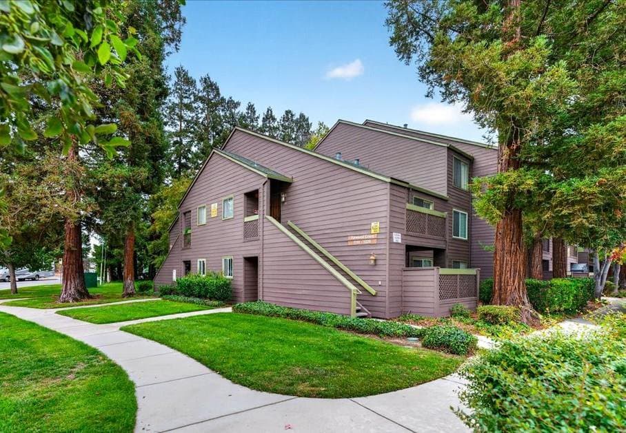1227 Yarwood Court - Photo 1