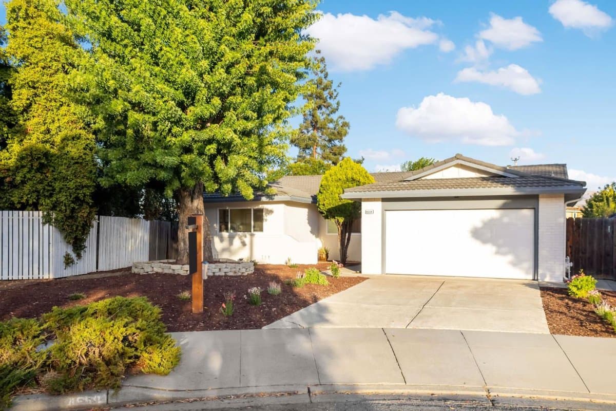 4559 Balmoral Park Court - Photo 1
