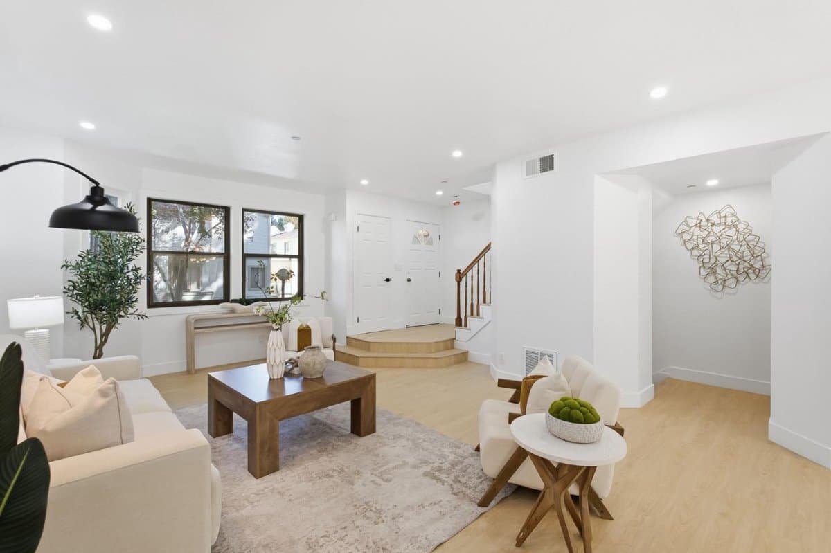 970 La Mesa Terrace #E - Photo 3