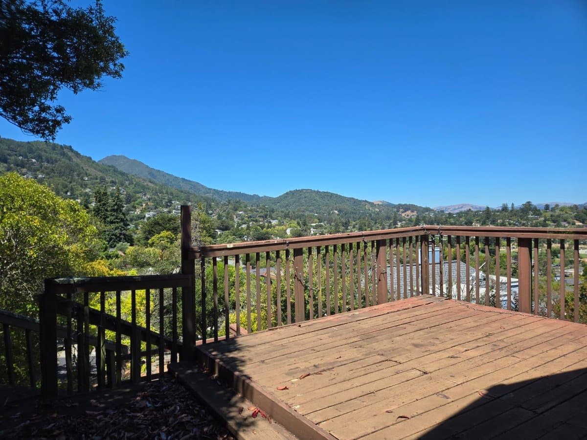 256 Sausalito Street - Photo 2