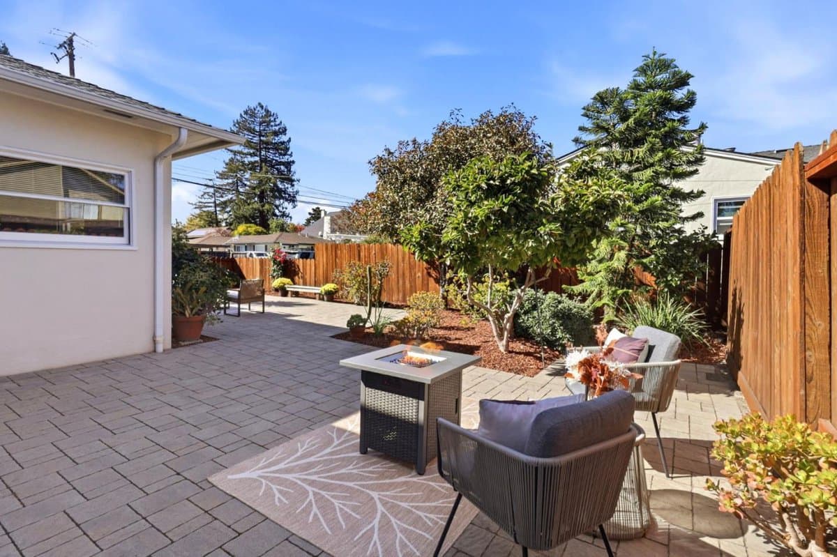 1315 Maple Street - Photo 4