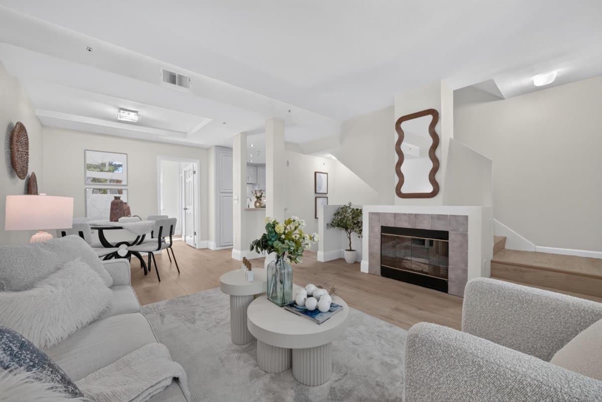 379 Dunsmuir Terrace #3 - Photo 3