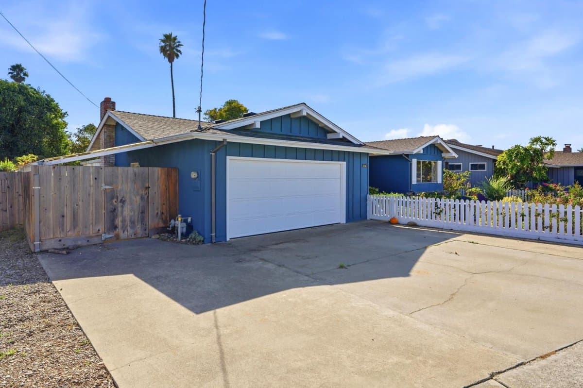 214 Mesa Verde Drive - Photo 3