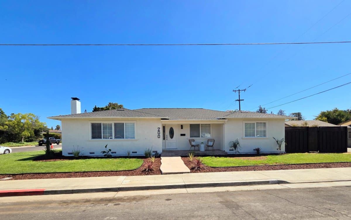 200 Kamson Way - Photo 1