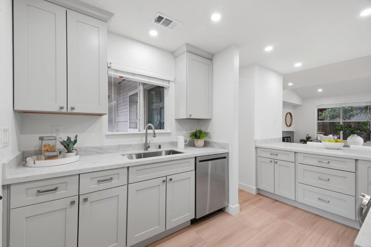 2019 Saint Julien Court - Photo 4