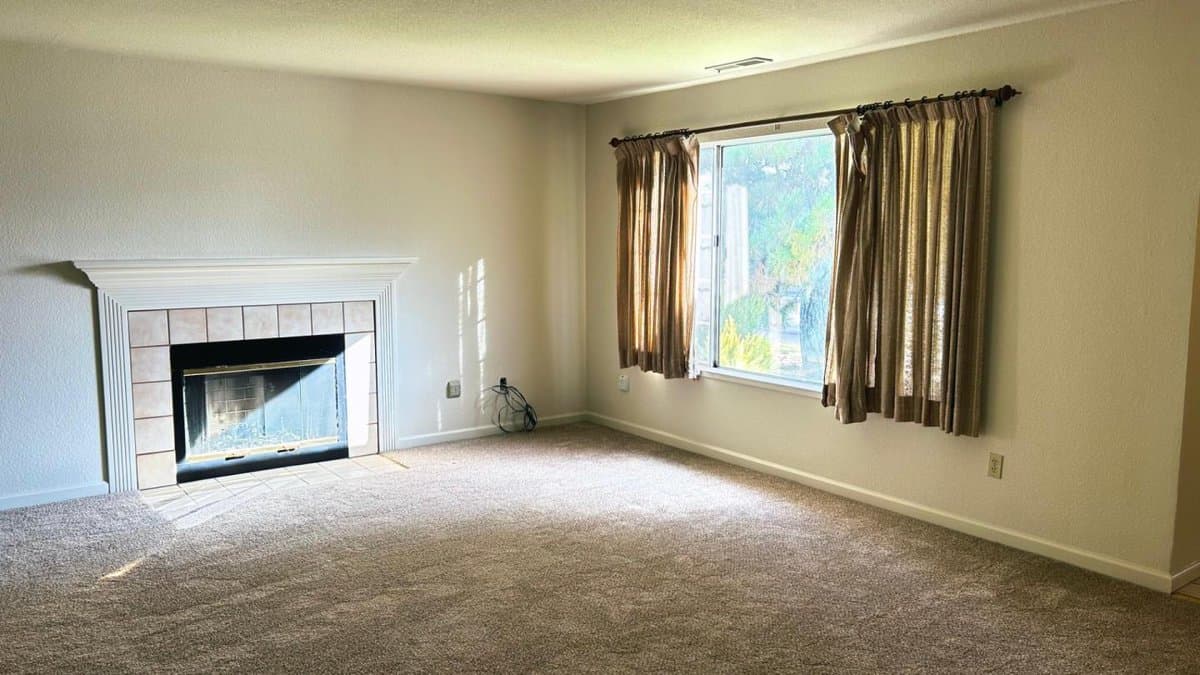 1110 Christopher Court - Photo 5