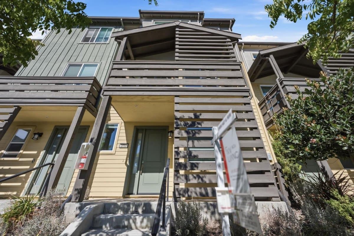 2058 Tarob Court - Photo 2