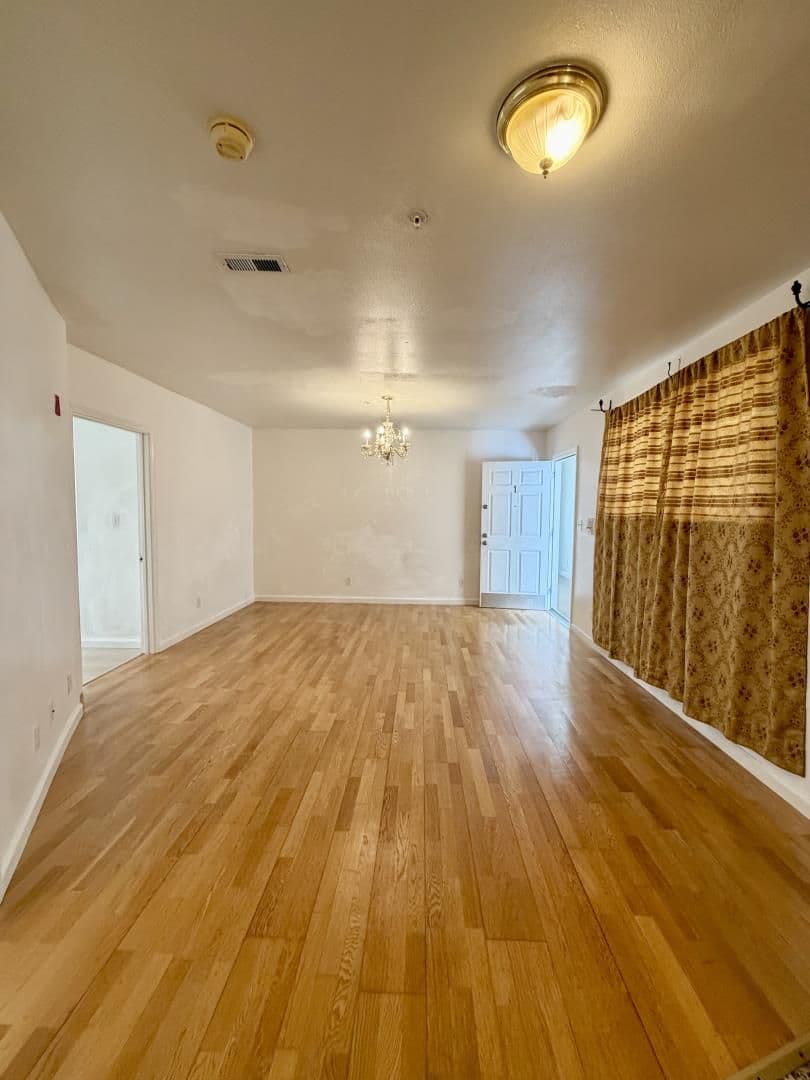 5301 Mission Street #1 - Photo 4