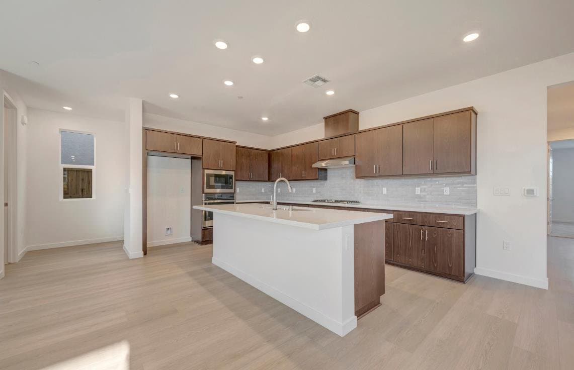 228 West Nasergholi Avenue - Photo 5