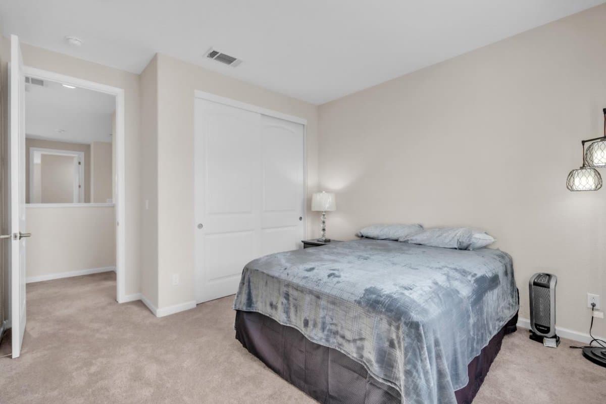 2256 Dorset Lane - Photo 4
