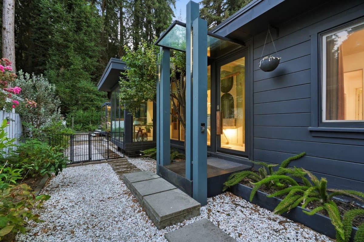 135 Beth Drive - Photo 2