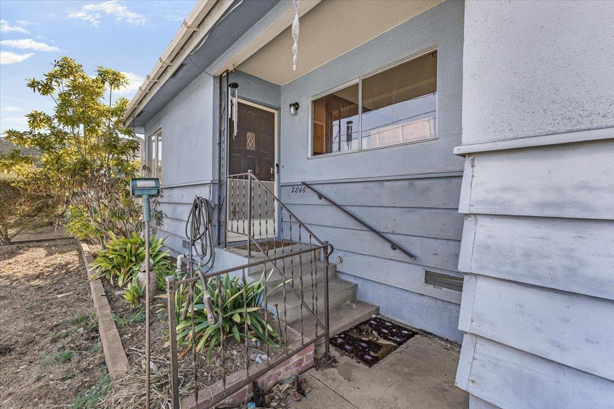 2846 Ransford Avenue - Photo 4