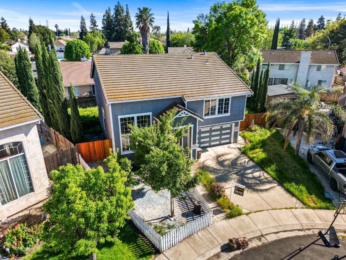 3330 Konig Court - Photo 2