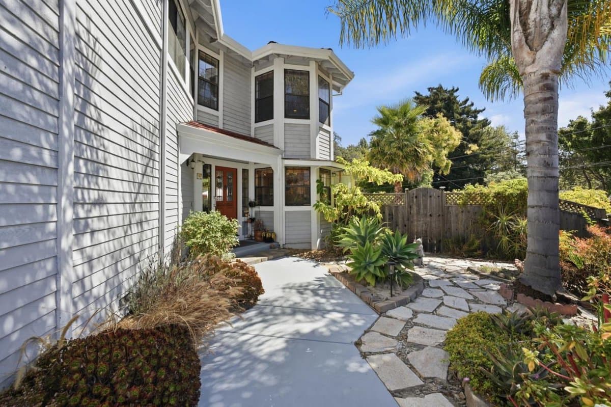 4439 Esta Lane - Photo 2